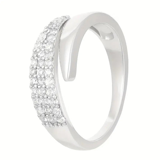 Elegante anillo brillante ajustable